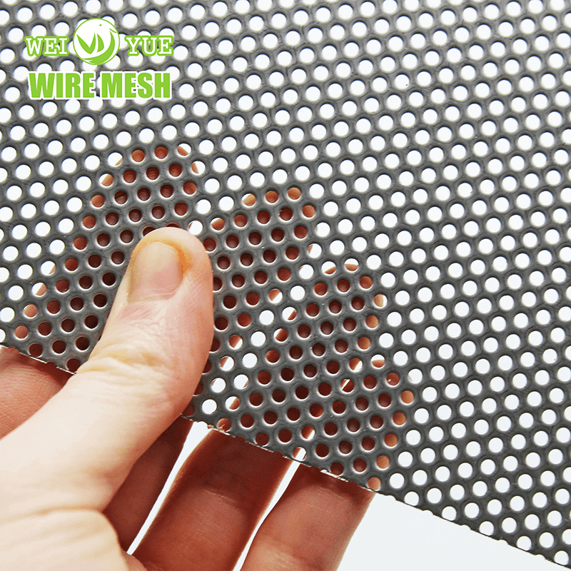 Paneles decorativos de chapa de malla metálica perforada de acero inoxidable/galvanizado/aluminio